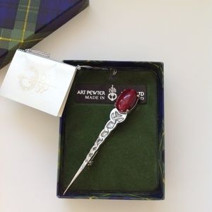 Scottish kilt pin